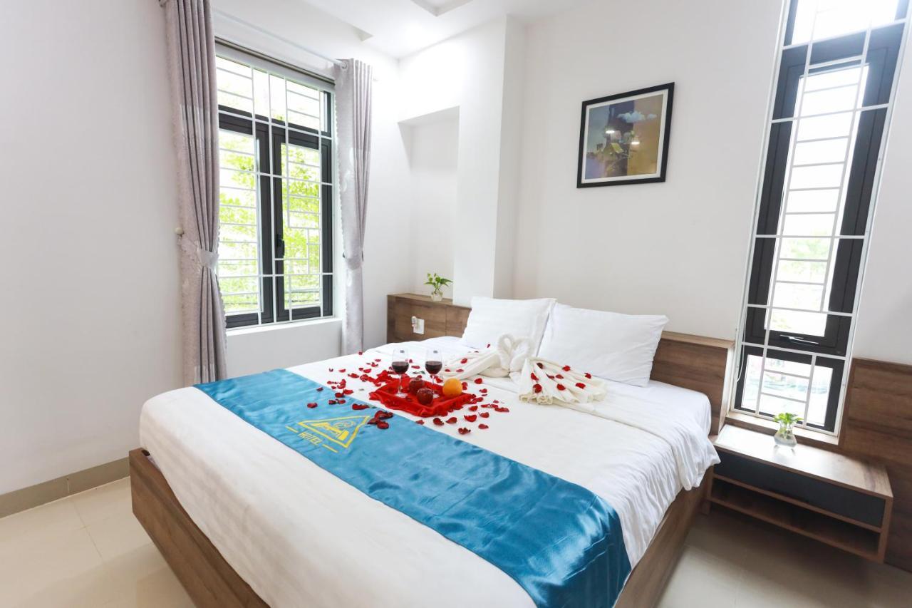 Hoc Huong Hotel Куи Нхон Екстериор снимка