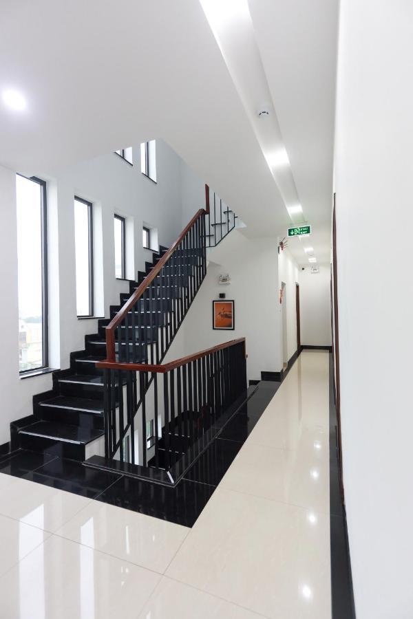 Hoc Huong Hotel Куи Нхон Екстериор снимка