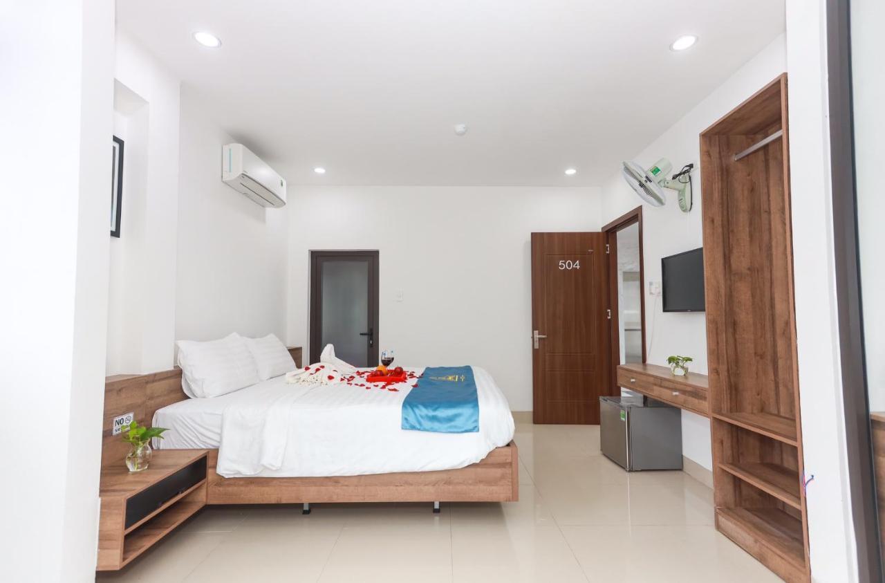 Hoc Huong Hotel Куи Нхон Екстериор снимка